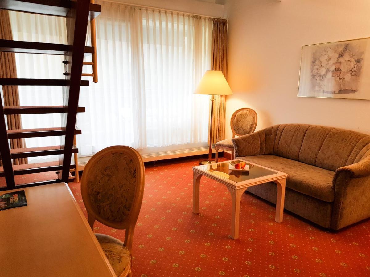 Hotel Graf Eberhard Bad Urach Ngoại thất bức ảnh